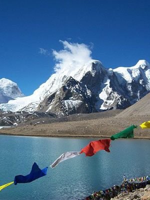 Gurudongmar-Lake Gurudongmar-Lake